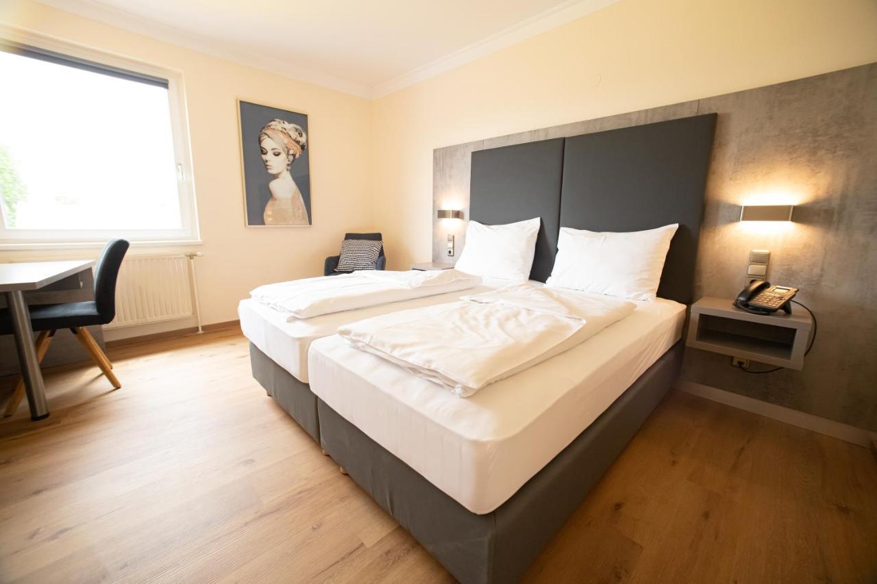 Das Reinisch Just Rooms Schwechat Exteriör bild